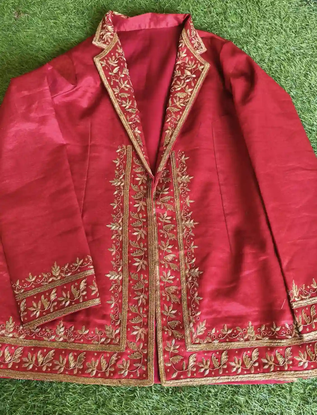 LAAL - Blouse, Saree and Blazer Set
