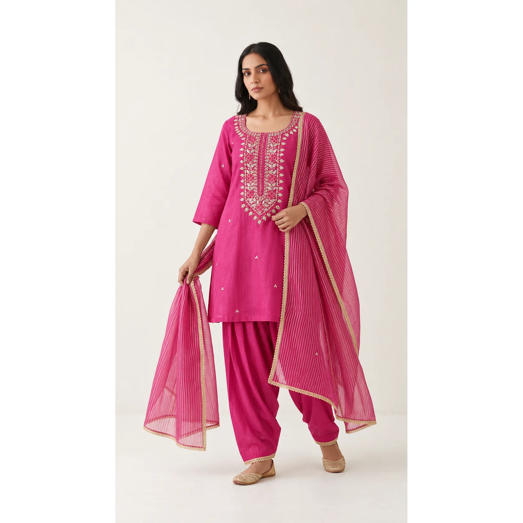 Gulbahar rani pink Zardosi Maheshwari silk Farshi salwar set with tissue zari-striped dupatta, front view; full photograph centered on a square white canvas
