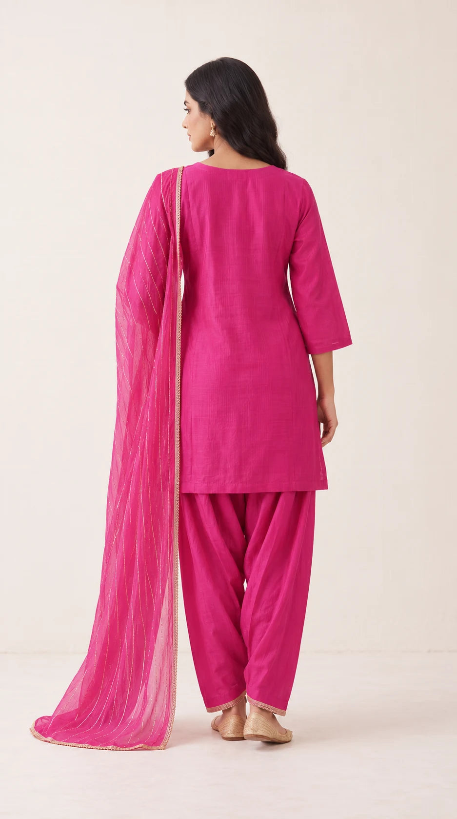 Gulabi fuchsia pink Zardosi Maheshwari silk Farshi salwar set with tissue zari-striped dupatta, back view