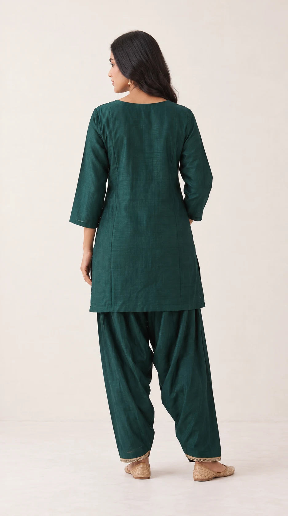 Zumurrud bottle green Zardosi Maheshwari silk Farshi salwar set with tissue zari-striped dupatta, back view